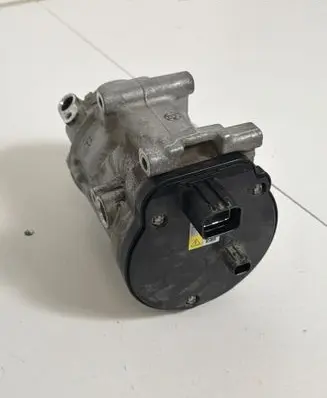 Toyota Corolla Cross Air conditioning (A/C) compressor (pump) 0424001192