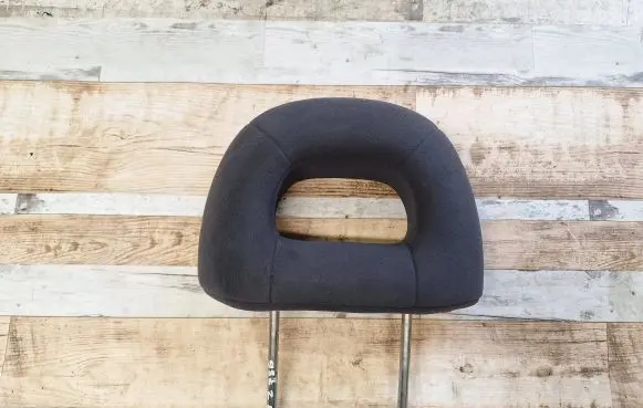 Mitsubishi Outlander Rear seat headrest 