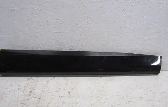 Renault Austral Front door trim (molding) 808203097R