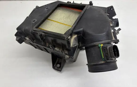 Volvo S60 Air filter box 30636830