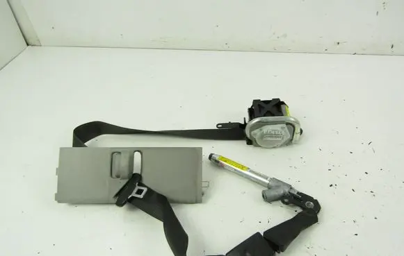 Opel Insignia A Set of seat belts 