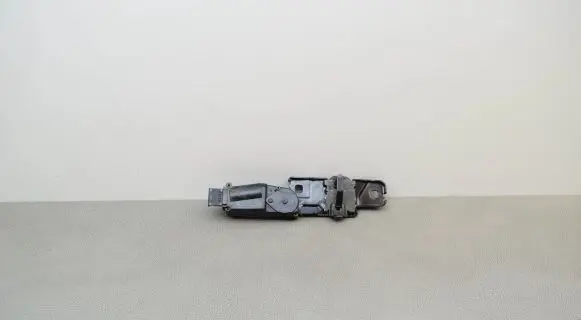 Audi A8 S8 D4 4H Tailgate/trunk/boot lock/catch/latch 4H0827383