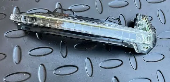 Audi A5 Mirror indicator light 8W0949102