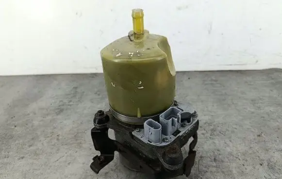 Volvo V50 Power steering pump 4N513K514