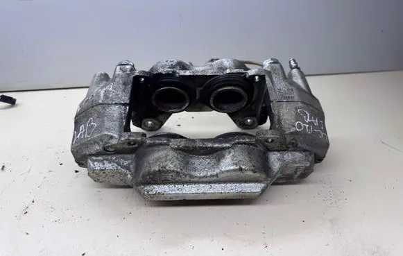 Toyota Land Cruiser (J120) Front brake caliper 4773060261 4773060130