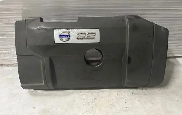 Volvo XC70 Engine cover (trim) 30637689 DP5UA