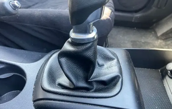 Hyundai i30 Gear lever shifter trim leather/knob 