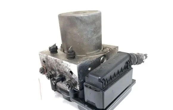 BMW 5 E60 E61 ABS Pump 6777797