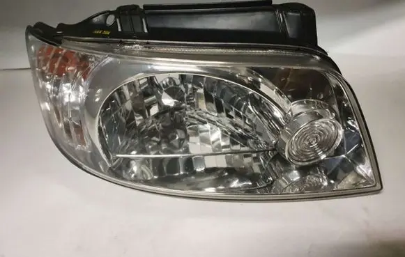Hyundai Matrix Headlight/headlamp 92102170