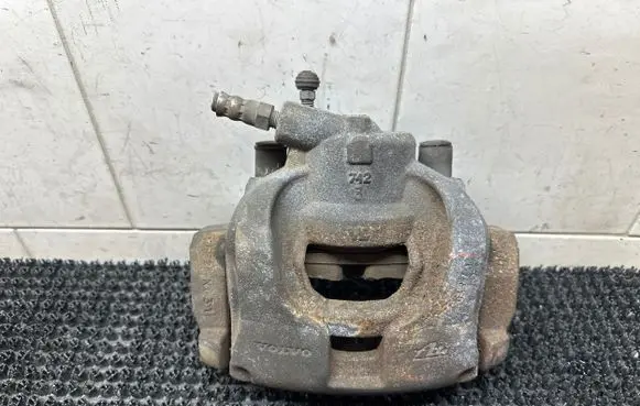 Volvo V60 Front brake caliper