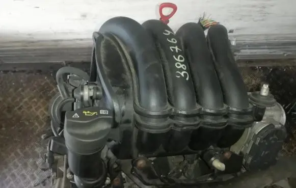Mercedes-Benz B W245 Intake manifold