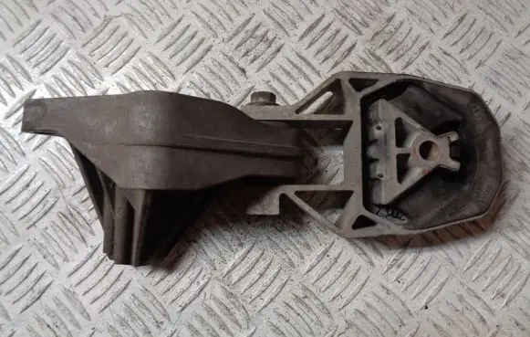 Ford Grand C-MAX Gearbox mount AV616P093NA BV616P082CA