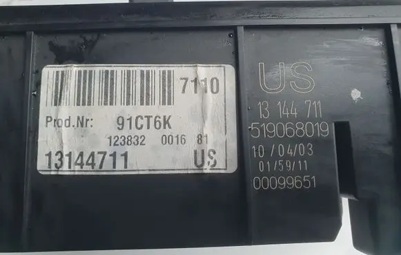 Opel Signum Fuse module 13144711 91CT6K