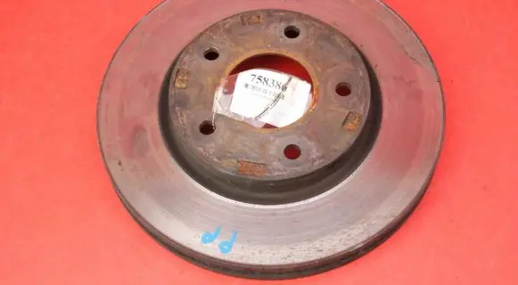Mitsubishi Lancer VIII Front brake disc