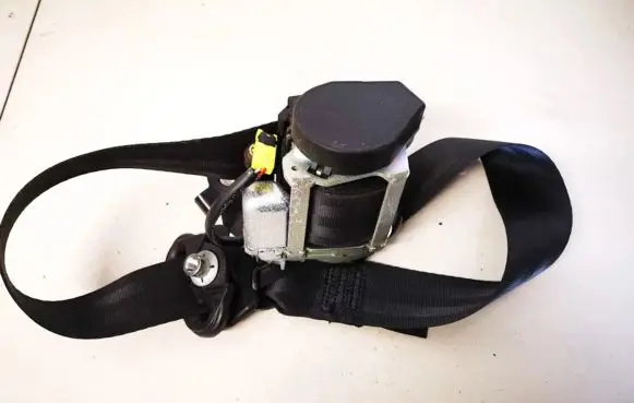 Nissan Qashqai Front seatbelt 86885jd000