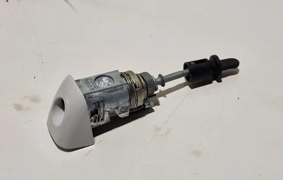 Audi Q5 SQ5 Front door lock (next to the handle) 8R1837167B