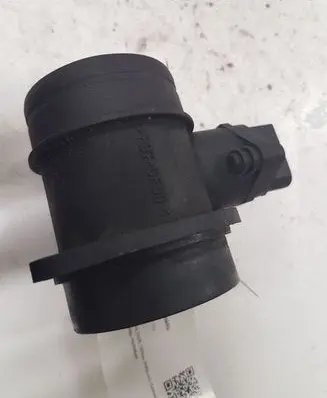 BMW 1 E81 E87 Mass air flow meter 0280218075