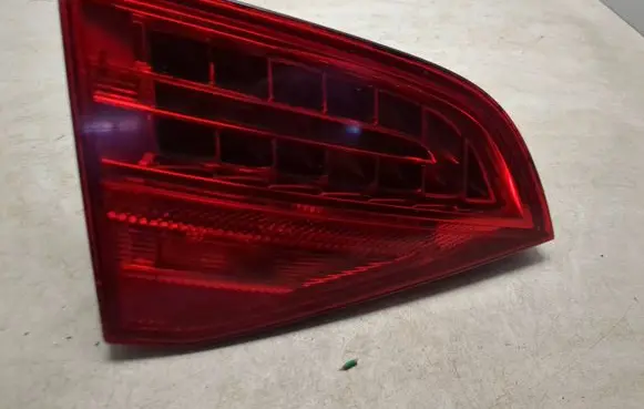 Audi A4 S4 B8 8K Tailgate rear/tail lights 21969006