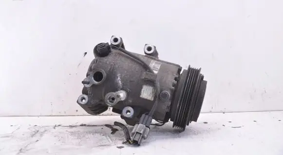 KIA Sportage Air conditioning (A/C) compressor (pump) F500DX9FA03