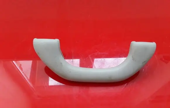 Volkswagen PASSAT B6 Front interior roof grab handle 1K0857607