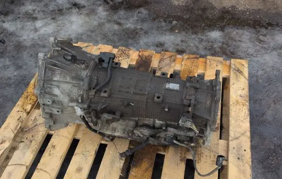 Mitsubishi Pajero Automatic gearbox 500952 0810051121