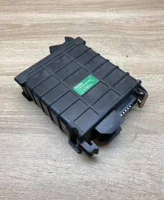 Audi 80 90 B3 Engine control unit/module ECU 811906264 0280800104