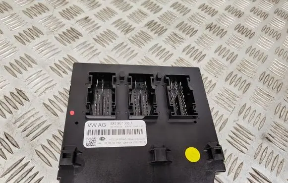 Audi A1 Comfort/convenience module 8X0907063A