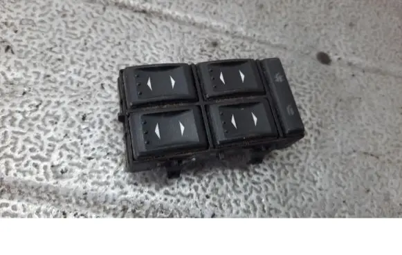 Ford Mondeo Mk III Electric window control switch