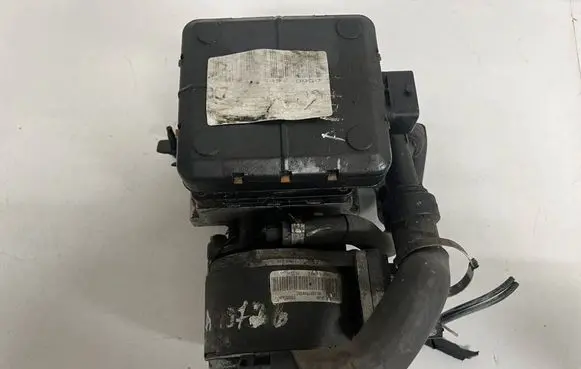 Citroen C5 Air suspension compressor/pump 9654068680