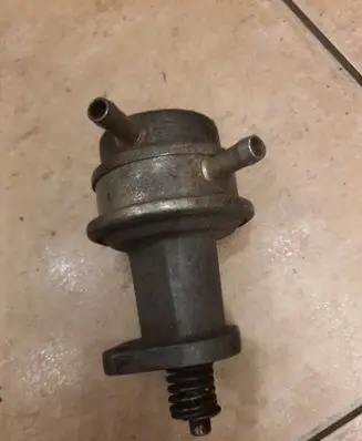 Mercedes-Benz COMPAKT W115 Fuel injection high pressure pump 720102501 72010250