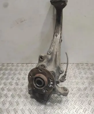 Audi A5 8T 8F Front wheel hub