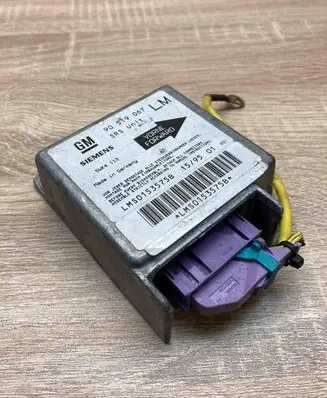 Opel Astra F Airbag control unit/module 90519067 5WK4113