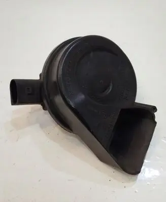Volkswagen Touareg II Horn signal 7P6951223A