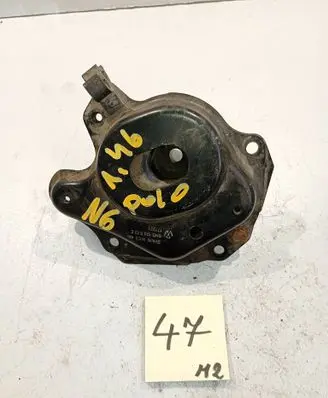 Volkswagen Polo III 6N 6N2 6NF Engine mount bracket 6N0199573E