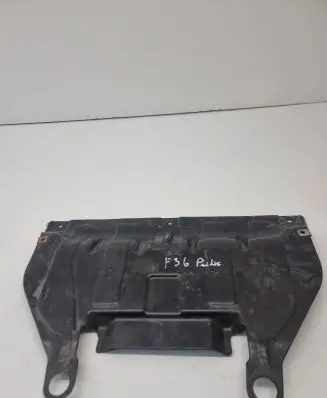 BMW 4 F36 Gran coupe Engine splash shield/under tray 6850067