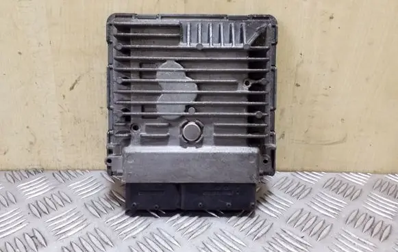 Volkswagen Polo V 6R Engine control unit/module 03L906023BL 5WP42842AA