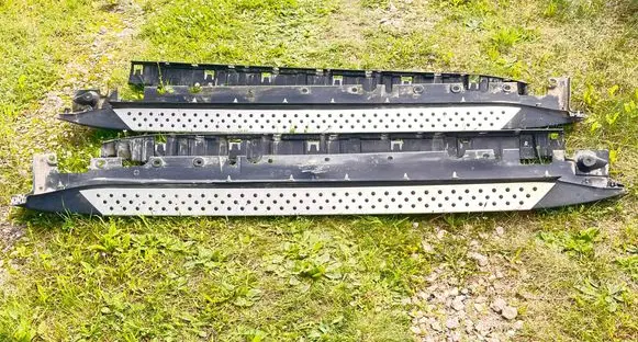 BMW X5 E70 Front sill (body part) 51777227533 51777227534 51777163555