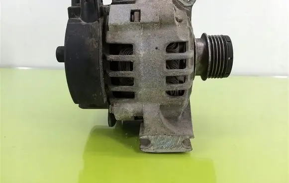 Mercedes-Benz A W168 Generator/alternator A0121544302