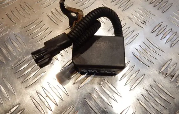 Lexus IS 220D-250-350 Other relay 8651653010 23283