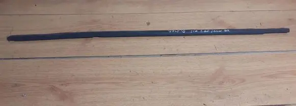 Volkswagen Golf VI Rear door glass trim molding
