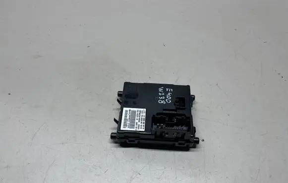 Mercedes-Benz E W238 Air conditioning/heating control unit A0009003810