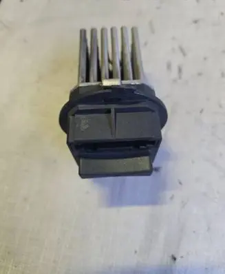 Volvo S80 Heater blower motor/fan resistor F7253 0333 1850617