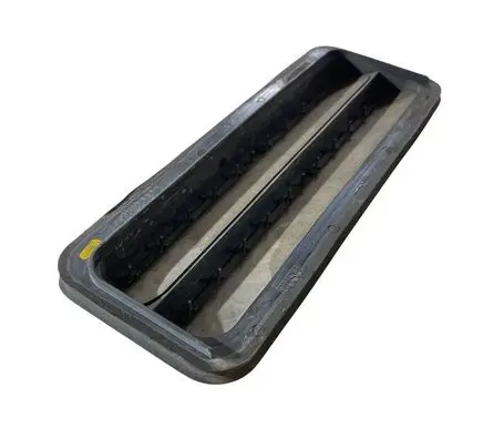 Maserati Ghibli Quarter panel pressure vent 15143604