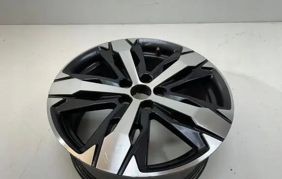 Peugeot 5008 II R18 alloy rim 