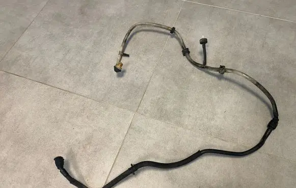 Mercedes-Benz G W461 W463 1st Gen Vacuum line/pipe/hose A0004316607