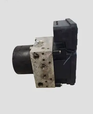 Volvo V60 ABS Pump P31329137 10021205434