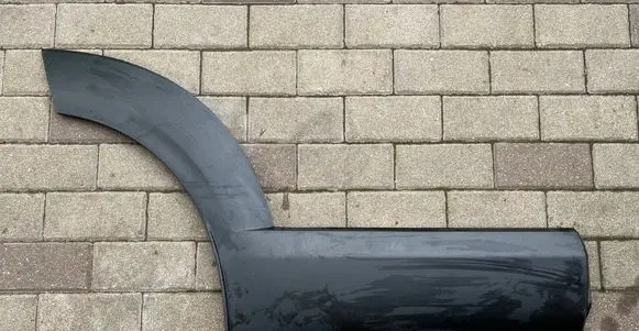 Front arch trim