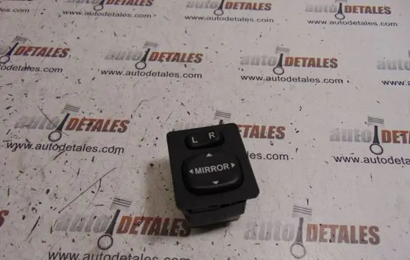 Toyota Corolla Verso AR10 Wing mirror switch 183574