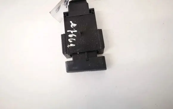 Toyota Corolla Verso AR10 Windscreen/window heater switch 15a710