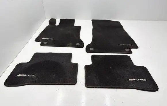 Mercedes-Benz C W205 Car floor mat set 